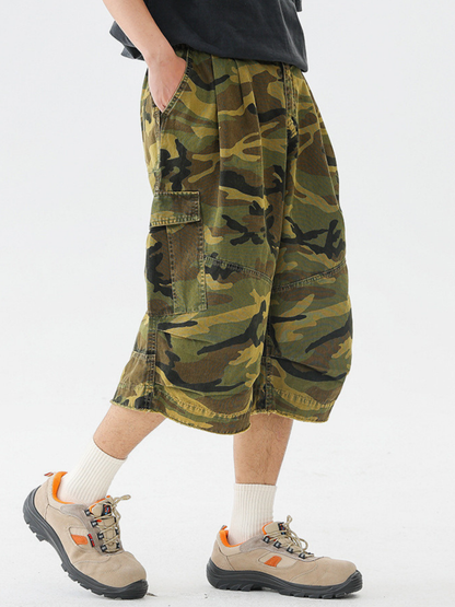 CampShell - Unisex Multi-Pocket Camouflage Relaxed Shorts
