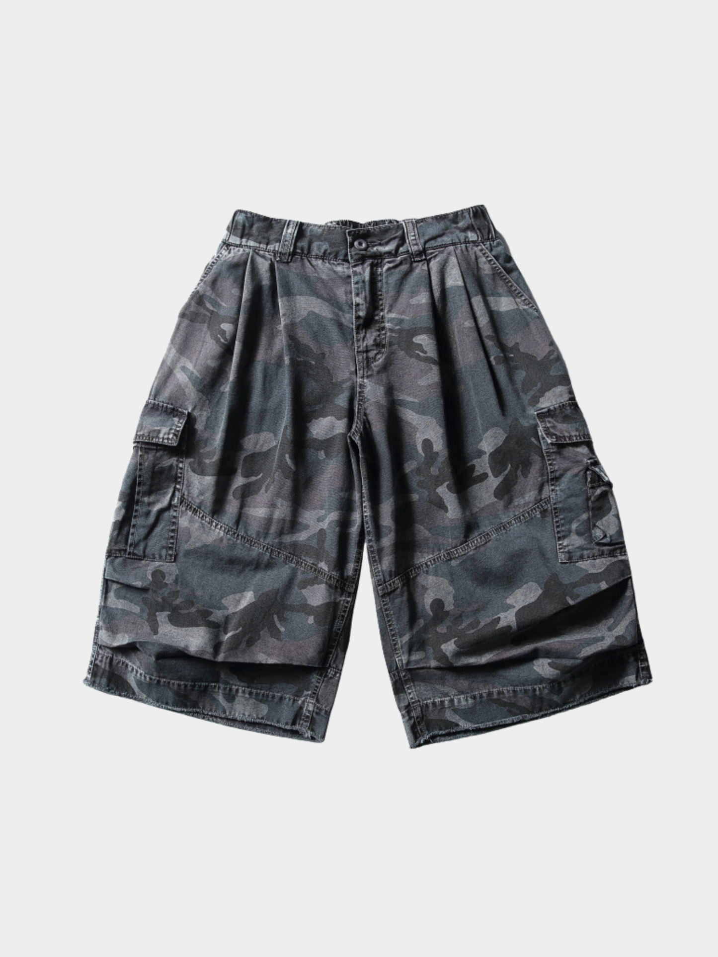 CampShell - Unisex Multi-Pocket Camouflage Relaxed Shorts