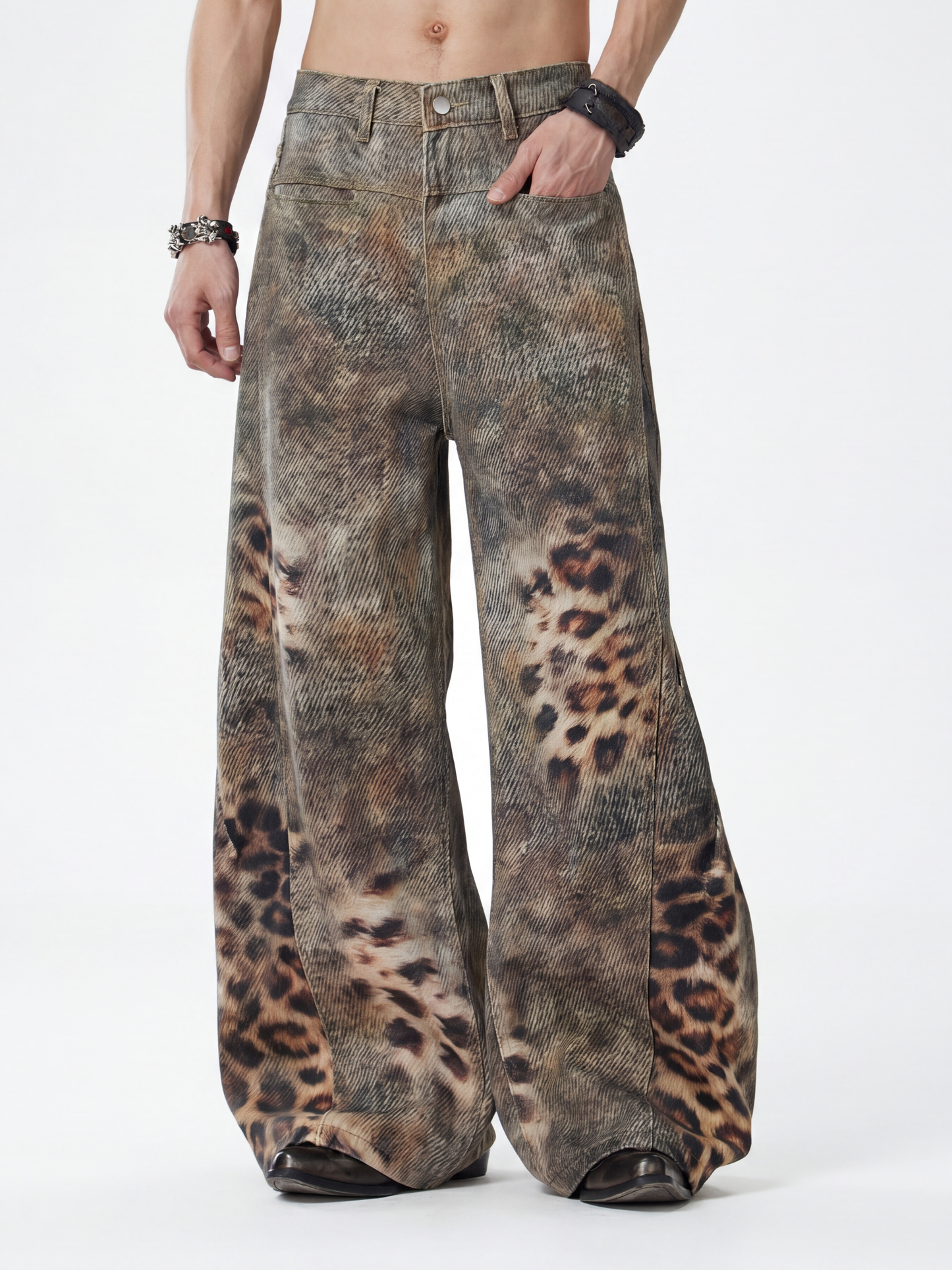BeltSkip - Unisex 3D Printed Distressed Leopard Curved-Leg Pants